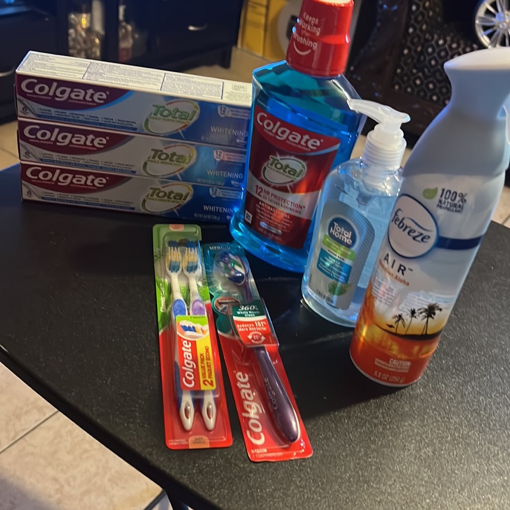 Colgate - Picture 2 of 2